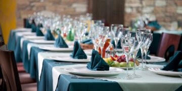 The Importance of High-Quality Linens for Your Restaurant