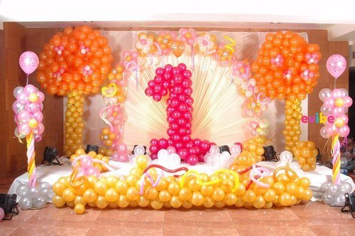 DIY Balloon Decoration on Wall for All Occasions