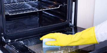 Clean an Oven