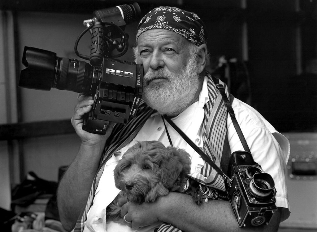 Фотки популярные фото. Брюс Вебер. Брюс Уэбер фотограф. Bruce Weber фотограф. Брюс Вебер фотограф работы.