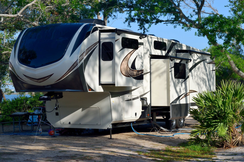Buying a Fifth Wheel RV