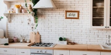 6 Nifty Tips for Modifying your Kitchen Cabinets