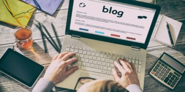 Blog Weblog Media Digital Dictionary Online Concept