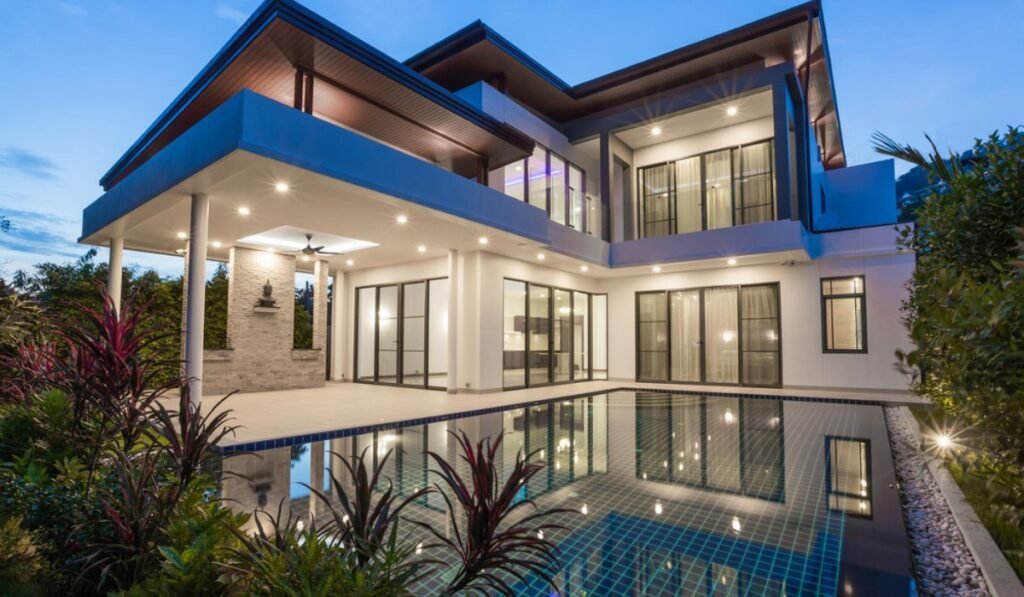 Luxurious House