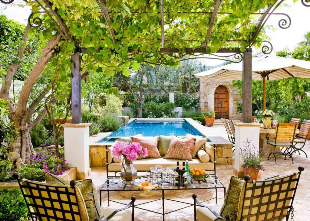 Designing a Warm and Welcoming Backyard