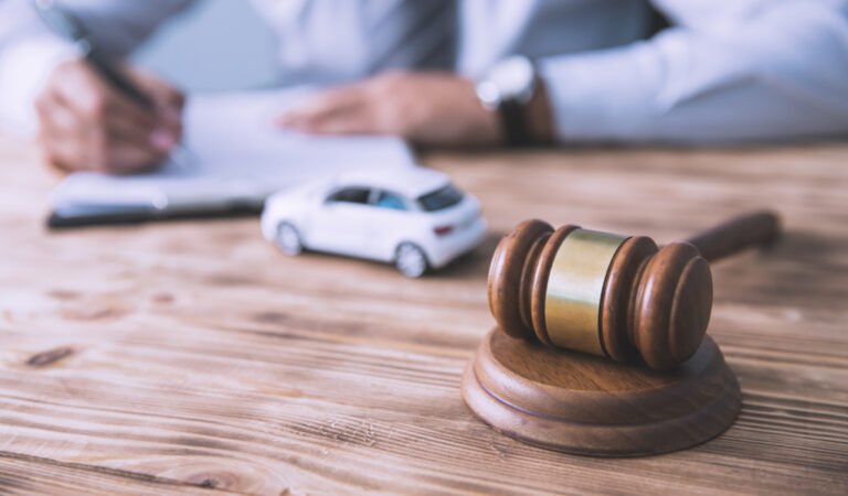 Common Mistakes to Avoid When Hiring an Accident Attorney Tampa