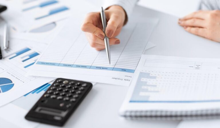 A Guide to Outsourced Bookkeeping Services for Property Management