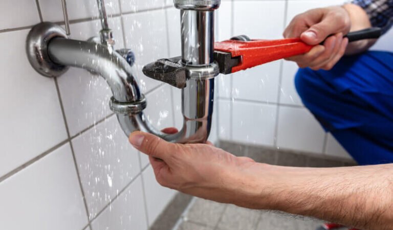 Emergency Plumbing 101: What Every Homeowner Should Know