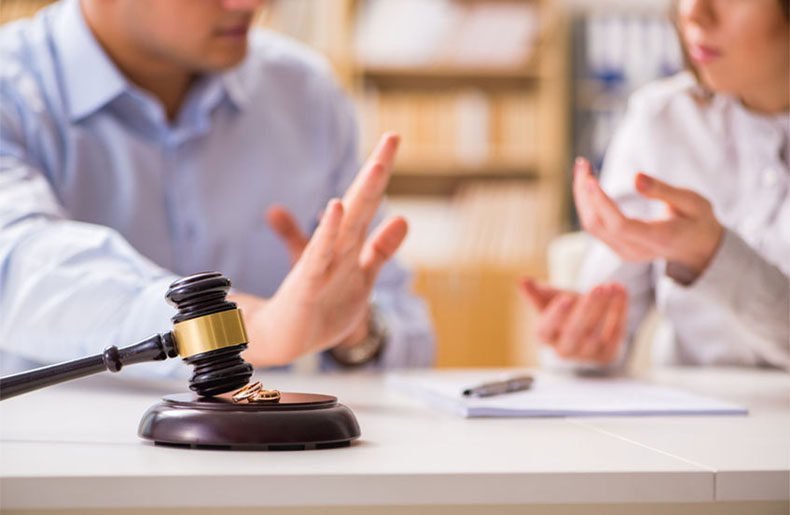 Right Divorce Attorney