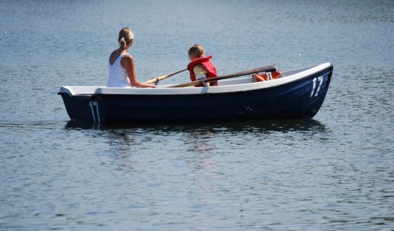 Sustainable and Eco-Friendly: Benefits of Owning a Wooden Rowing Boat