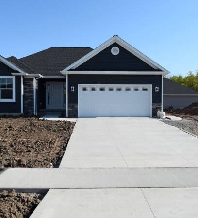 Ways to Reduce the Cost of Installing a Concrete Driveway