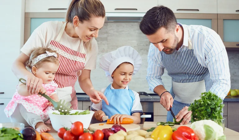 How Food Can Unite Families and Strengthen Bonds