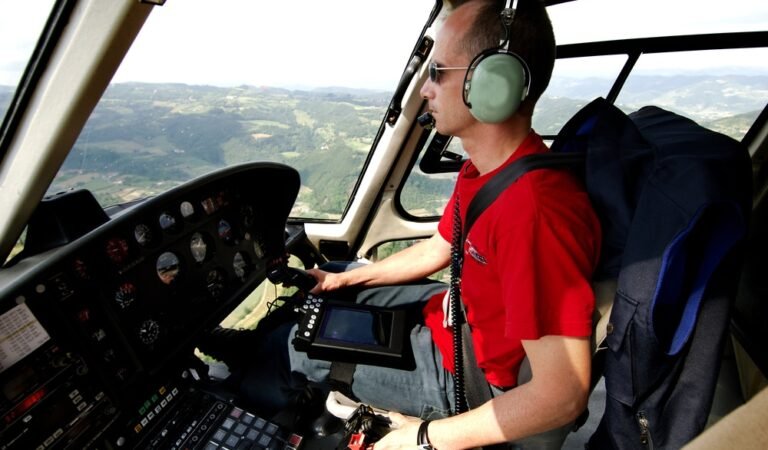 What are the Most Important Skills a Helicopter Pilot Must Have?