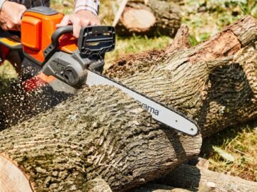 Chainsaw
