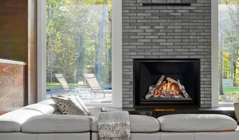 Why Homeowners Are Choosing Ducted Systems and Gas Fireplaces for Winter Comfort