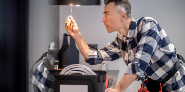 Licensed Electrician for Home Repairs