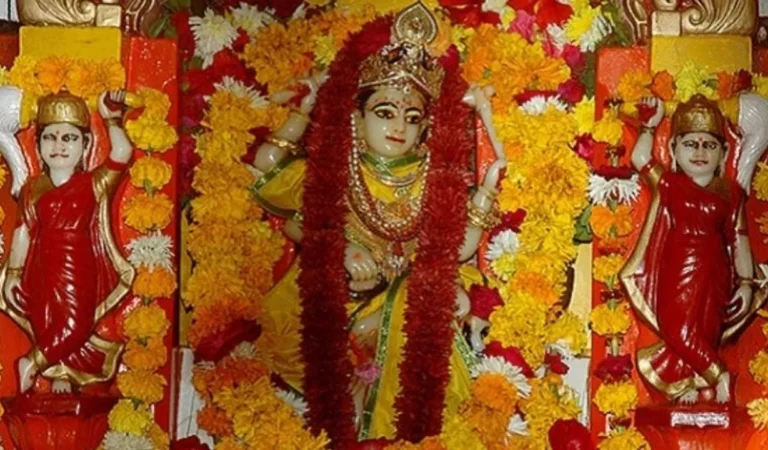 Power and Significance of Chanting of Maa Baglamukhi Stotram in Daily Puja 