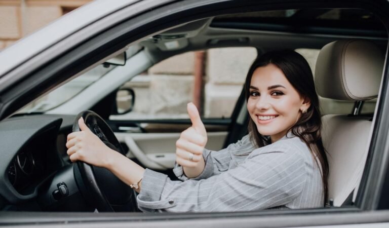 How Automatic Driving Lessons Help You Focus More on the Road and Less on the Gear Stick