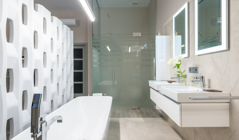 How Bathroomware Shapes Can Change the Feel of a Bathroom