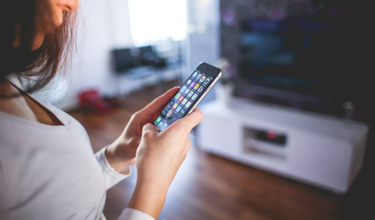 How NBN and Mobile Bundles Power Smart Homes