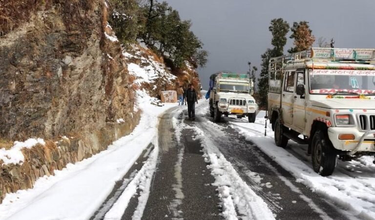 Top 10 Scenic Road Trips to Take Across India