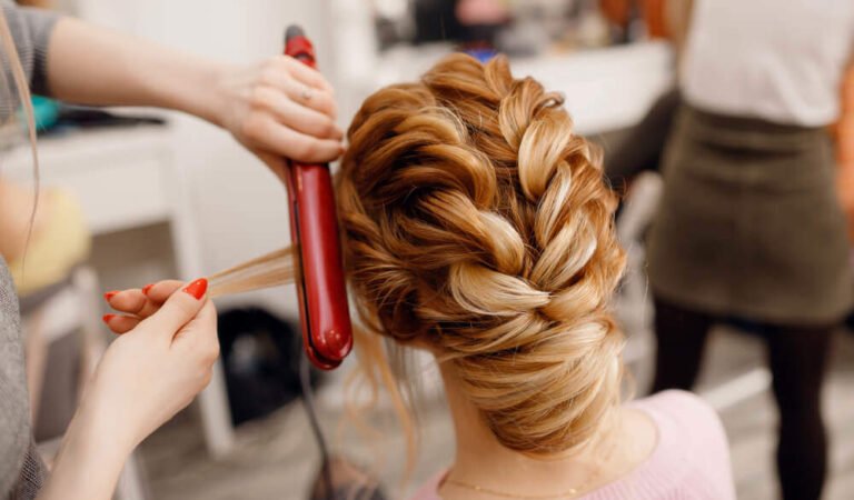 Why a Hair Styling Course Can Launch Your Beauty Career