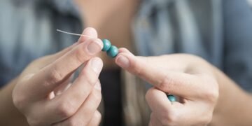 Stringing Heavy Gemstones
