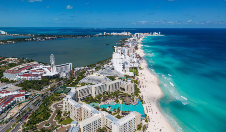 How to Plan Transportation When Traveling in the Mexican Caribbean