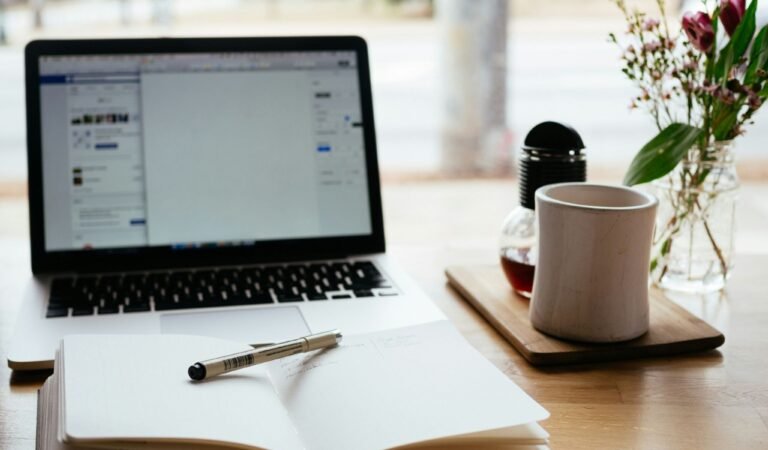 Best AI Courses You Can Do From Home While Balancing Family and Career